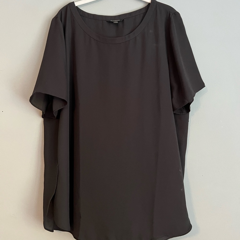 Banana Republic black short sleeve top